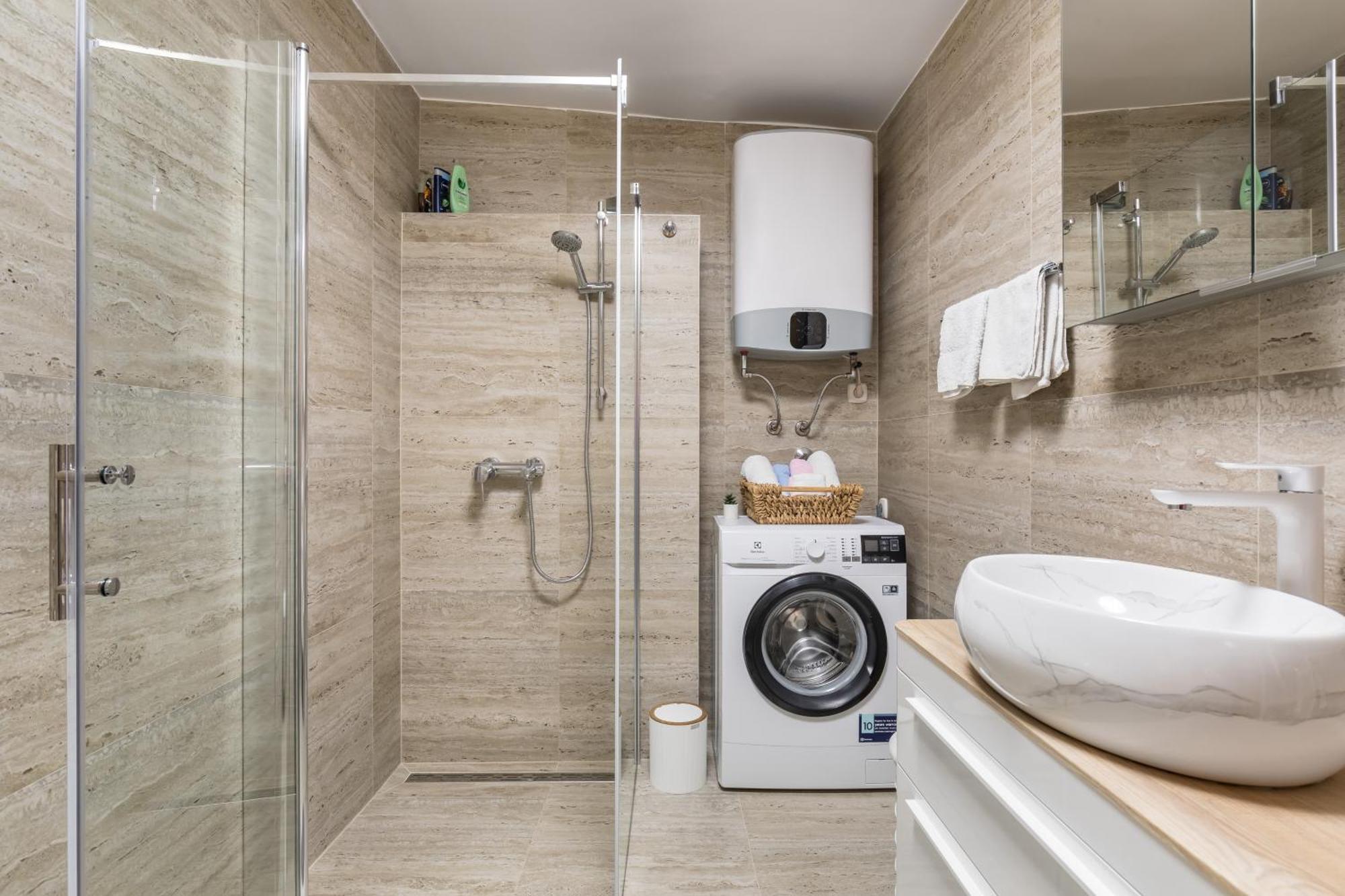 Luxury Apartment Silvana With Beautiful Garden Сплит Екстериор снимка